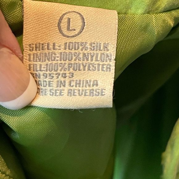 Green Silk Quilted Vest - Picture 5 of 5